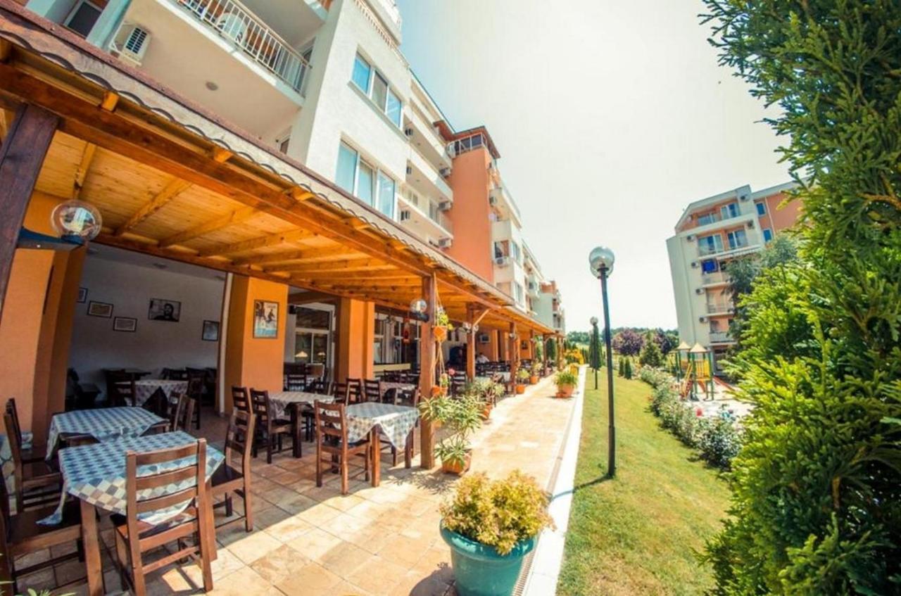 Fort Noks - Menada Apartments Sveti Vlas Εξωτερικό φωτογραφία